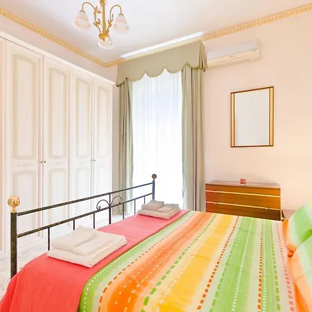 Vacanze Apartment *